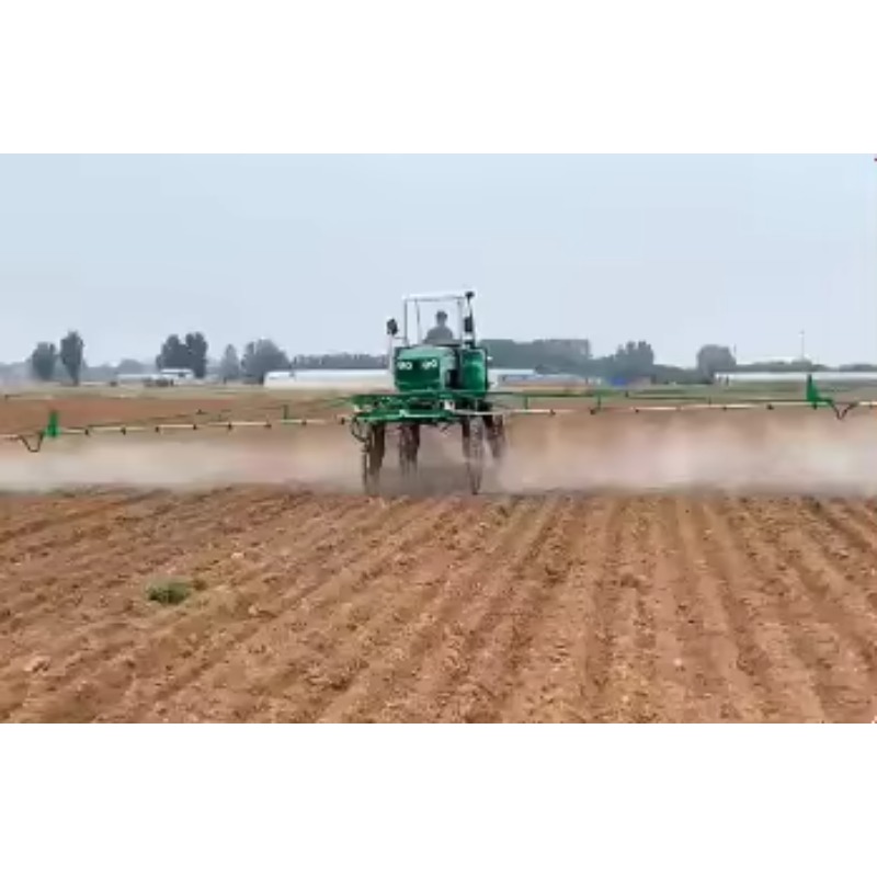 Farming Year - Pulverizador Agrícola Autopropelido de Quatro Rodas
