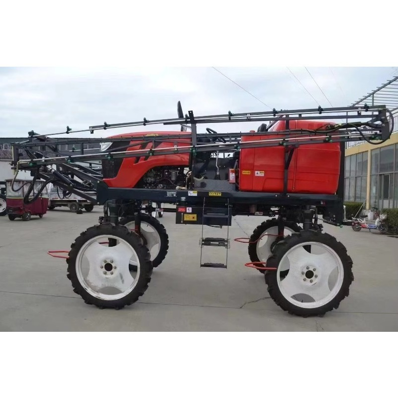Farming Year - Pulverizador Agrícola Autopropelido com Altura de